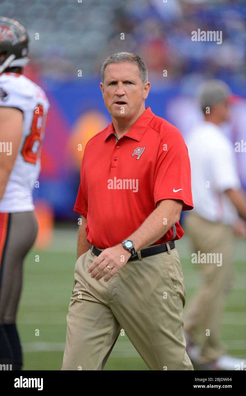 16 September 2012: Tampa Bay Buccaneers defensive coordinator Bill Sheridan during a week 2 NFL NFC matchup between the Tampa Bay Buccaneers and New Y Stock Photo