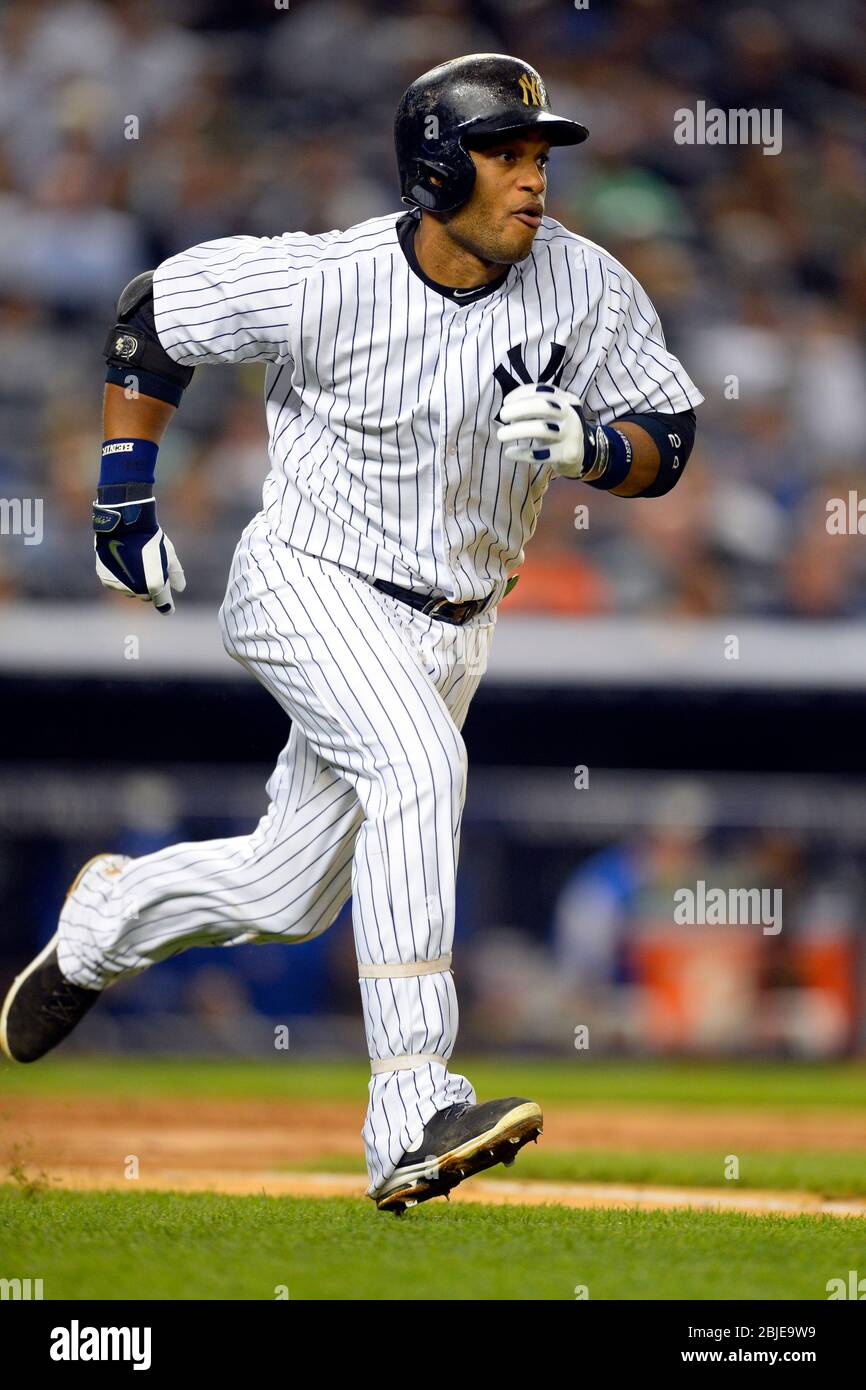 August 21, 2013: New York Yankees second baseman Robinson Cano (24) during  a MLB game played between the Toronto Blue Jays and New York Yankees at Yan  Stock Photo - Alamy