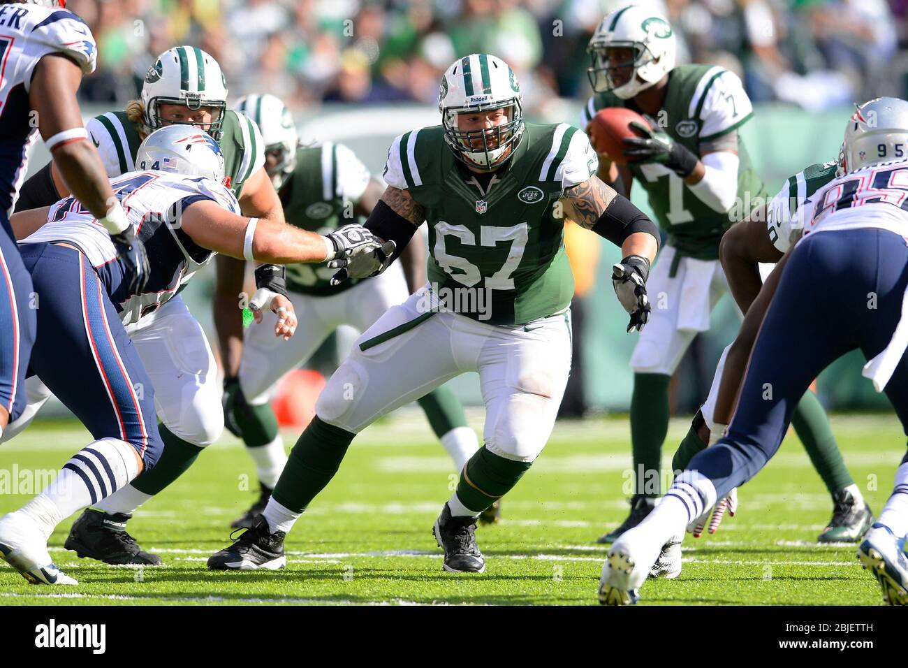 October 20, 2013: New York Jets offensive guard Brian Winters (67) during the second half of a week 7 AFC East matchup between the New England Patriot Stock Photo