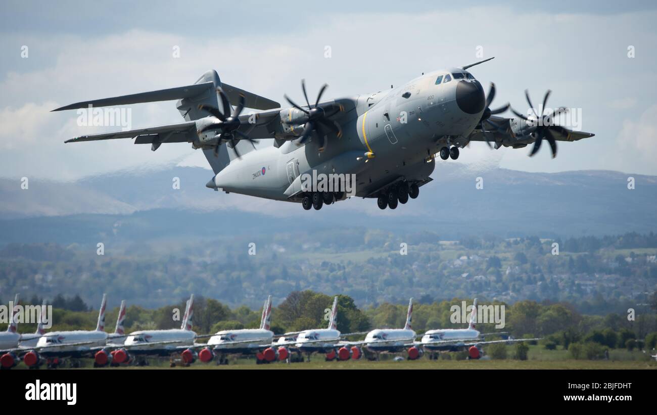 Raf a400b plane taking off british airways grounded jets hi-res stock ...