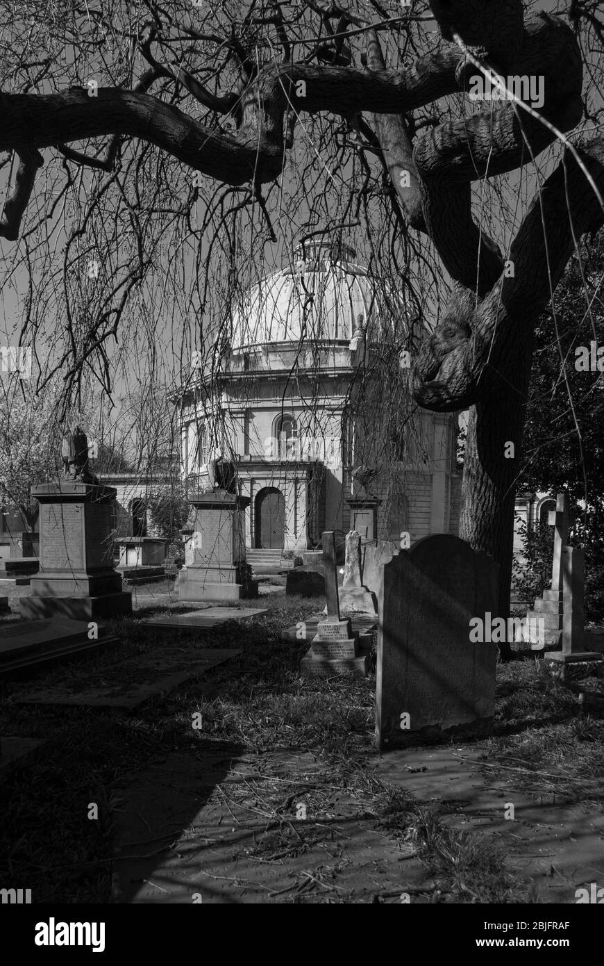 Fulham cemetery Black and White Stock Photos & Images Alamy