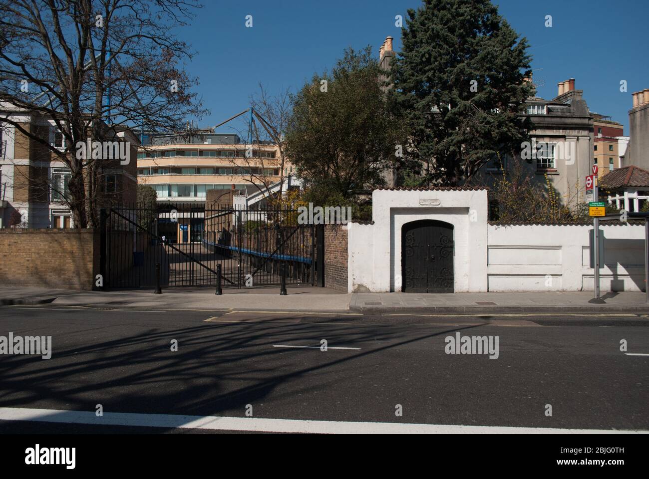 Fulham Road London High Resolution Stock Photography And Images Alamy