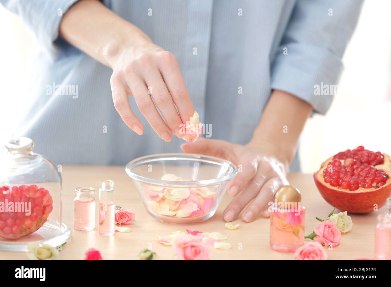 Perfume making bottles hires stock photography and images Alamy