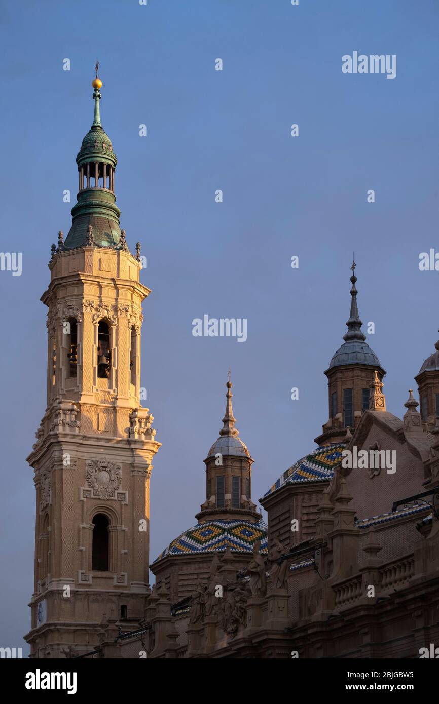 Nighttime view of the Cathedral-Basilica of Our Lady of the Pillar aka Basílica de Nuestra Señora del Pilar in Zaragoza, Spain, Europe Stock Photo