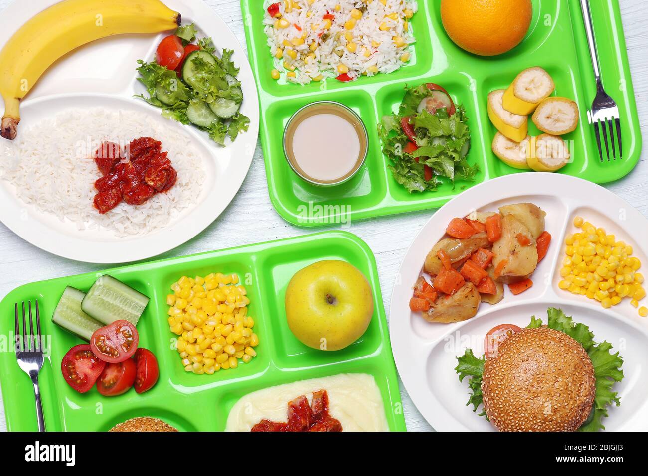 School lunch plastic trays hi-res stock photography and images - Alamy