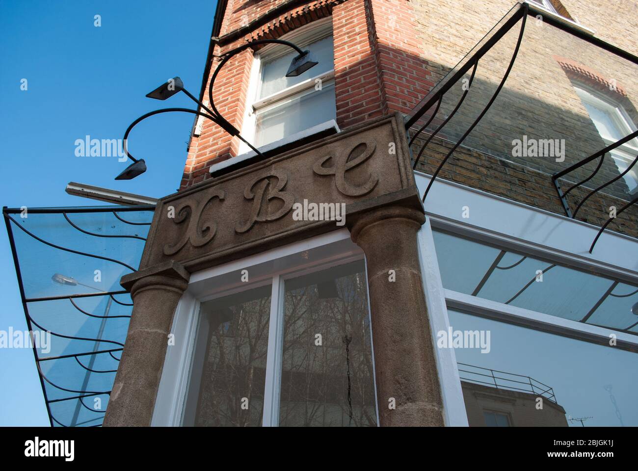 Paultons Designs Shop 301 New King's RdFulham, London SW6 4RE Stock