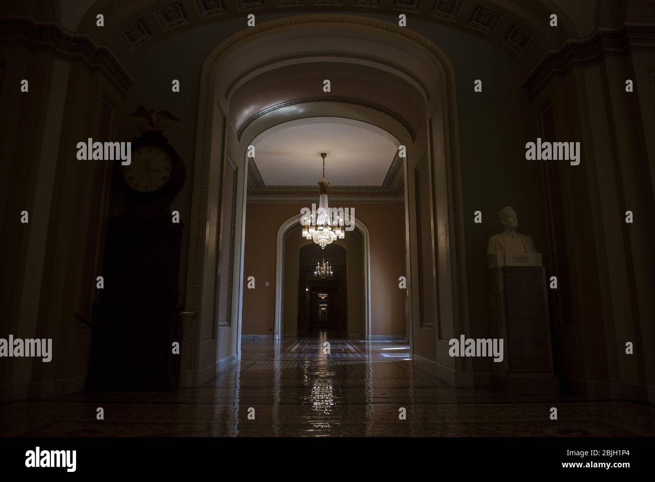 Empty capitol building hi-res stock photography and images - Alamy