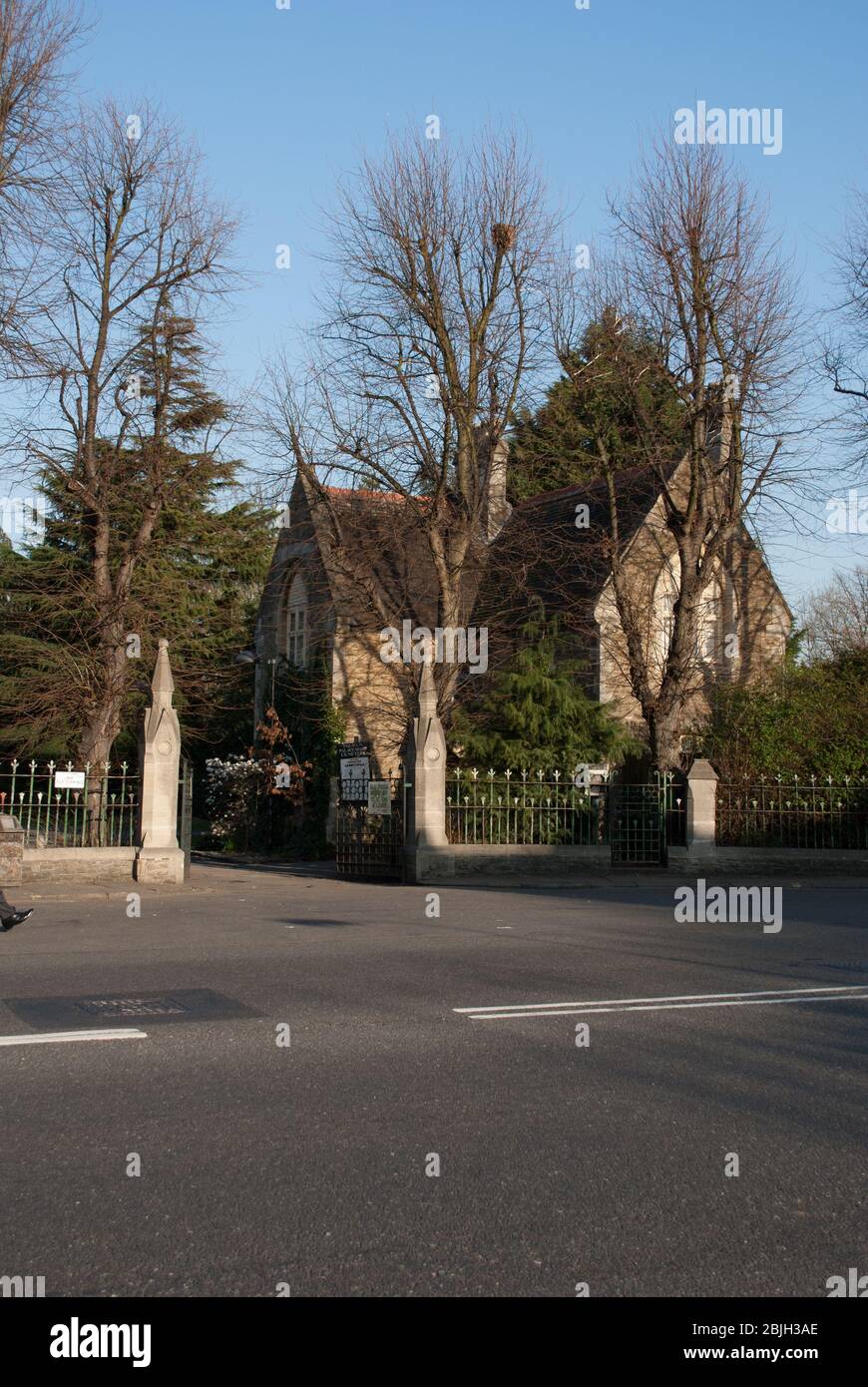 Fulham Palace Road Cemetery Church 62 Bronsart Road, Fulham, London SW6