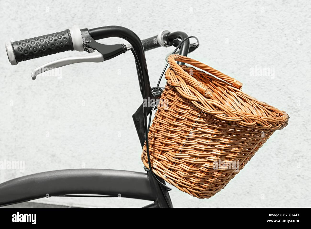 bike light for wicker basket