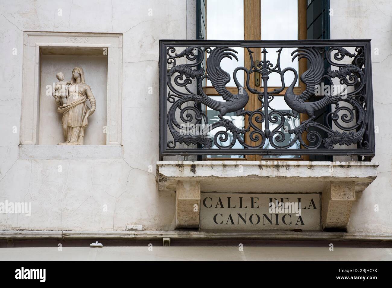 Page 2 Venice Calle High Resolution Stock Photography And Images Alamy