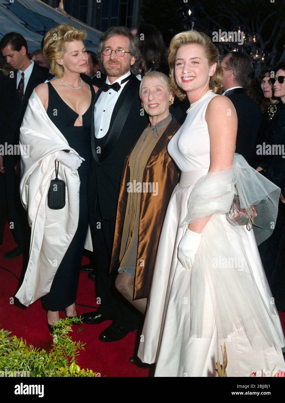 LOS CA. c.1994: Steven Spielberg & wife actress Kate her daughter Jessica