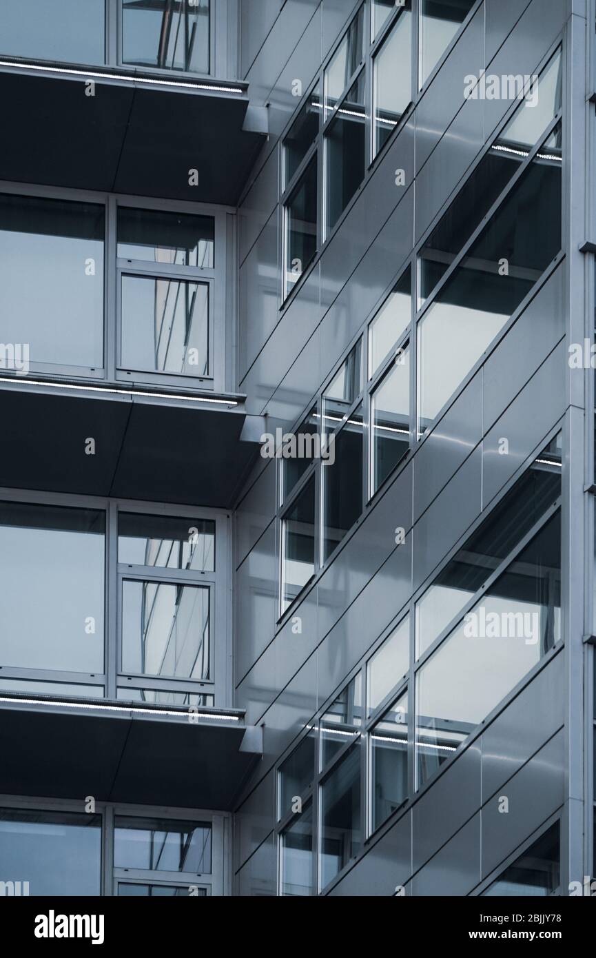 Modern office building facade Stock Photo - Alamy