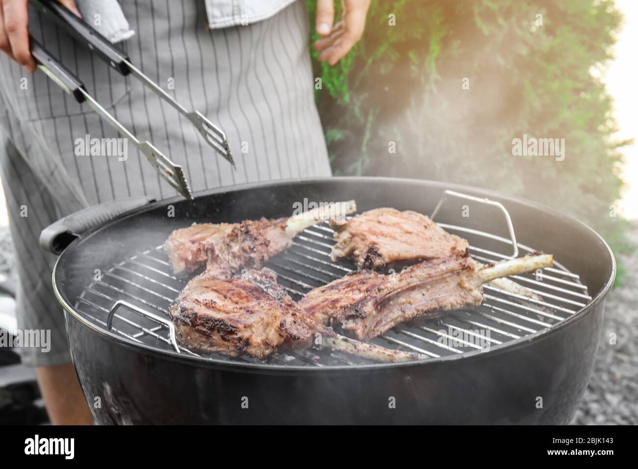 Man with ribs hi-res stock photography and images - Alamy