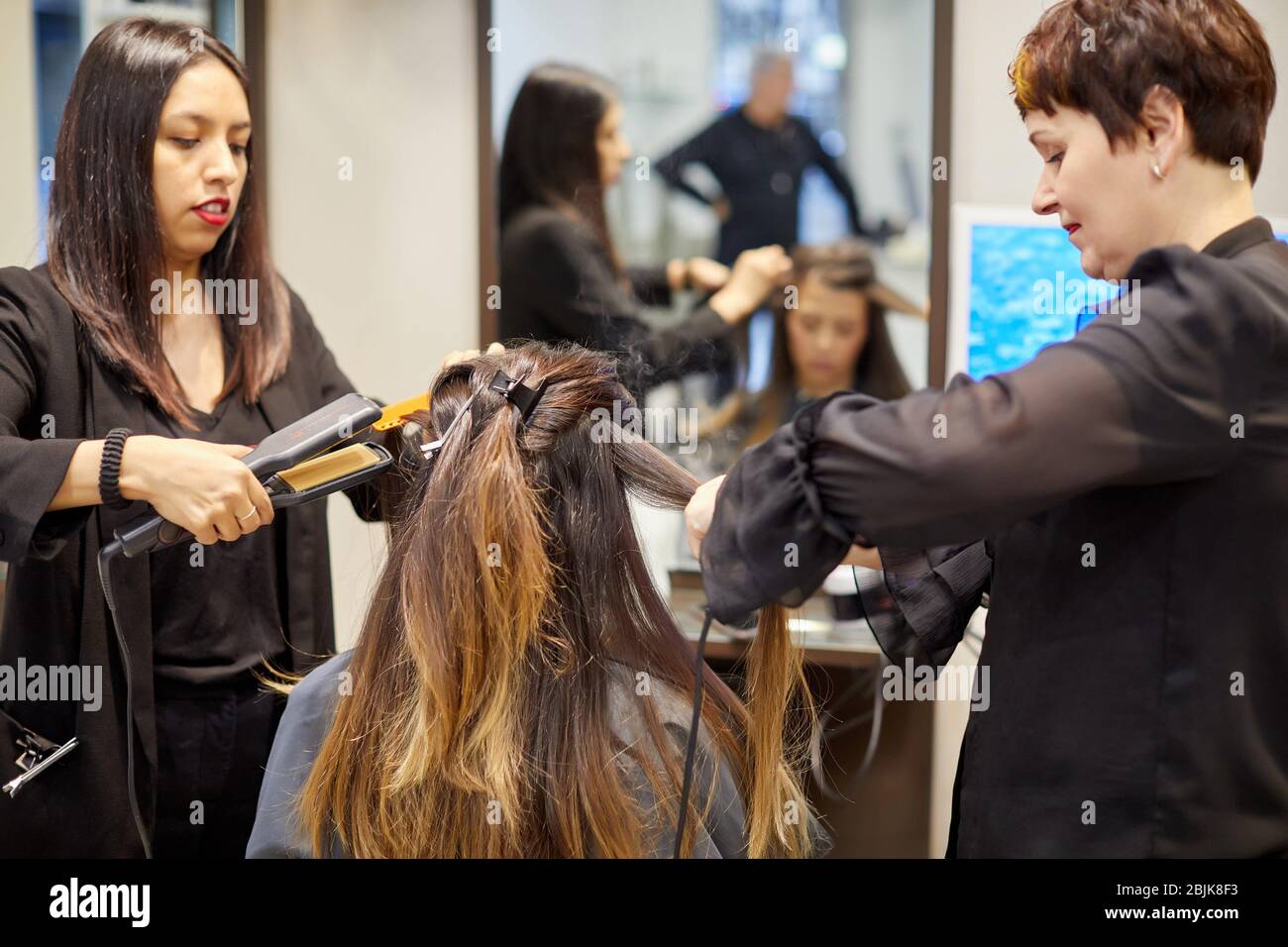 Woman salon foil hi-res stock photography and images - Alamy