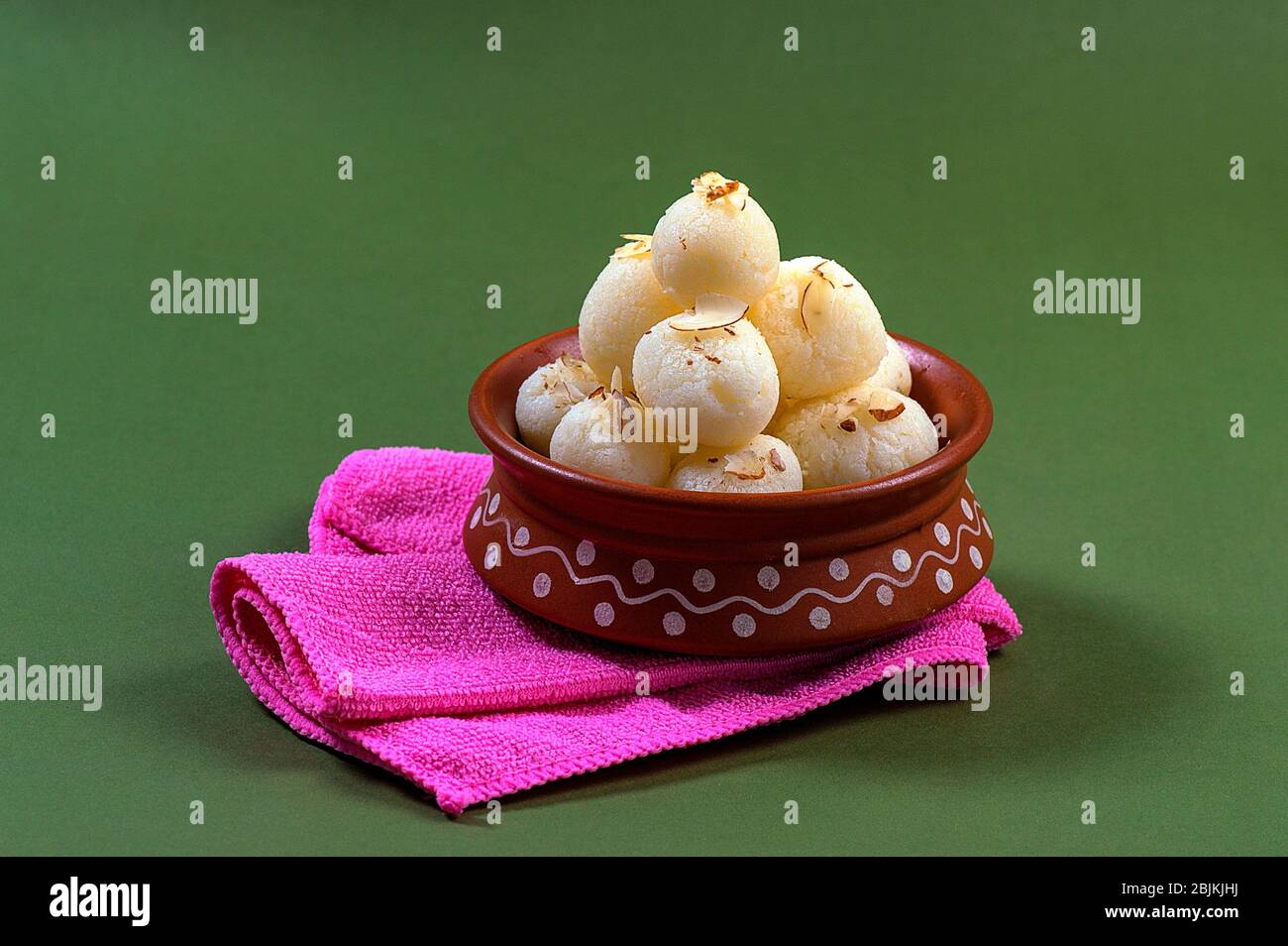 Indian sweet rasgulla hi-res stock photography and images - Alamy