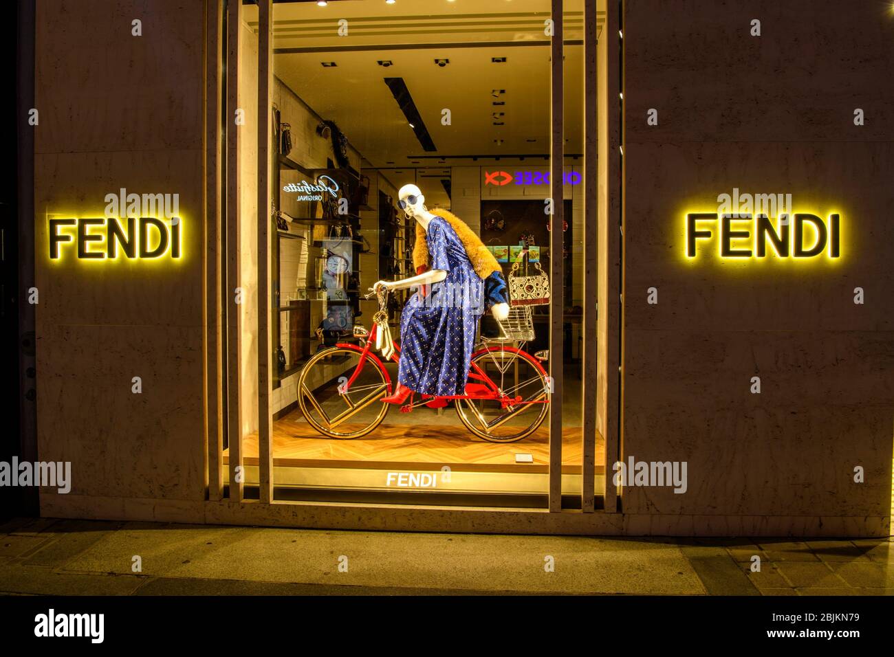 Fashion storefront in downtown Vienna, Vienna, Lower Austria, Austria. Stock Photo