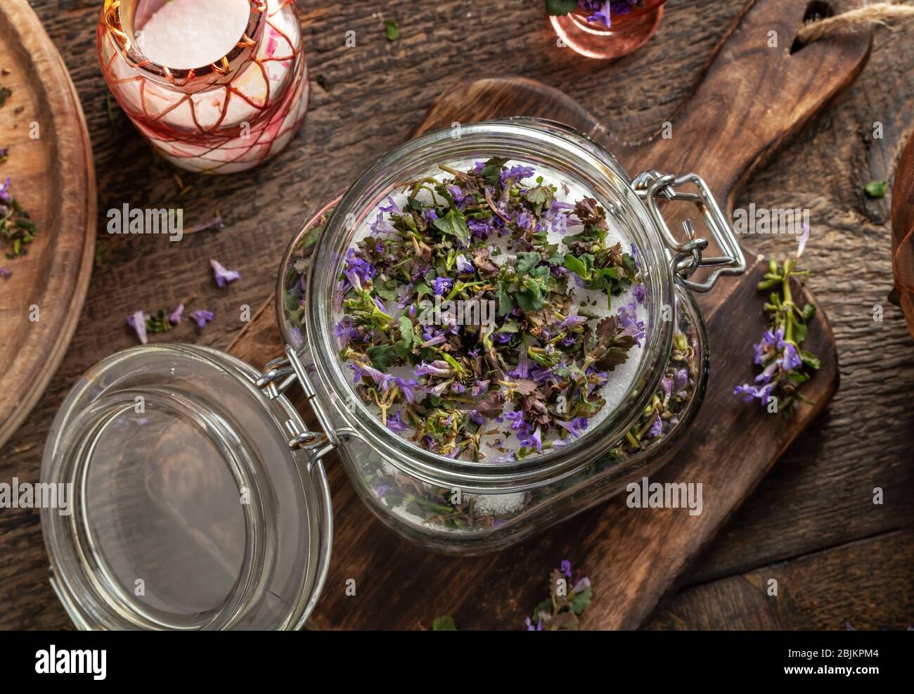 Preparation of homemade herbal syrup against cough from fresh ground