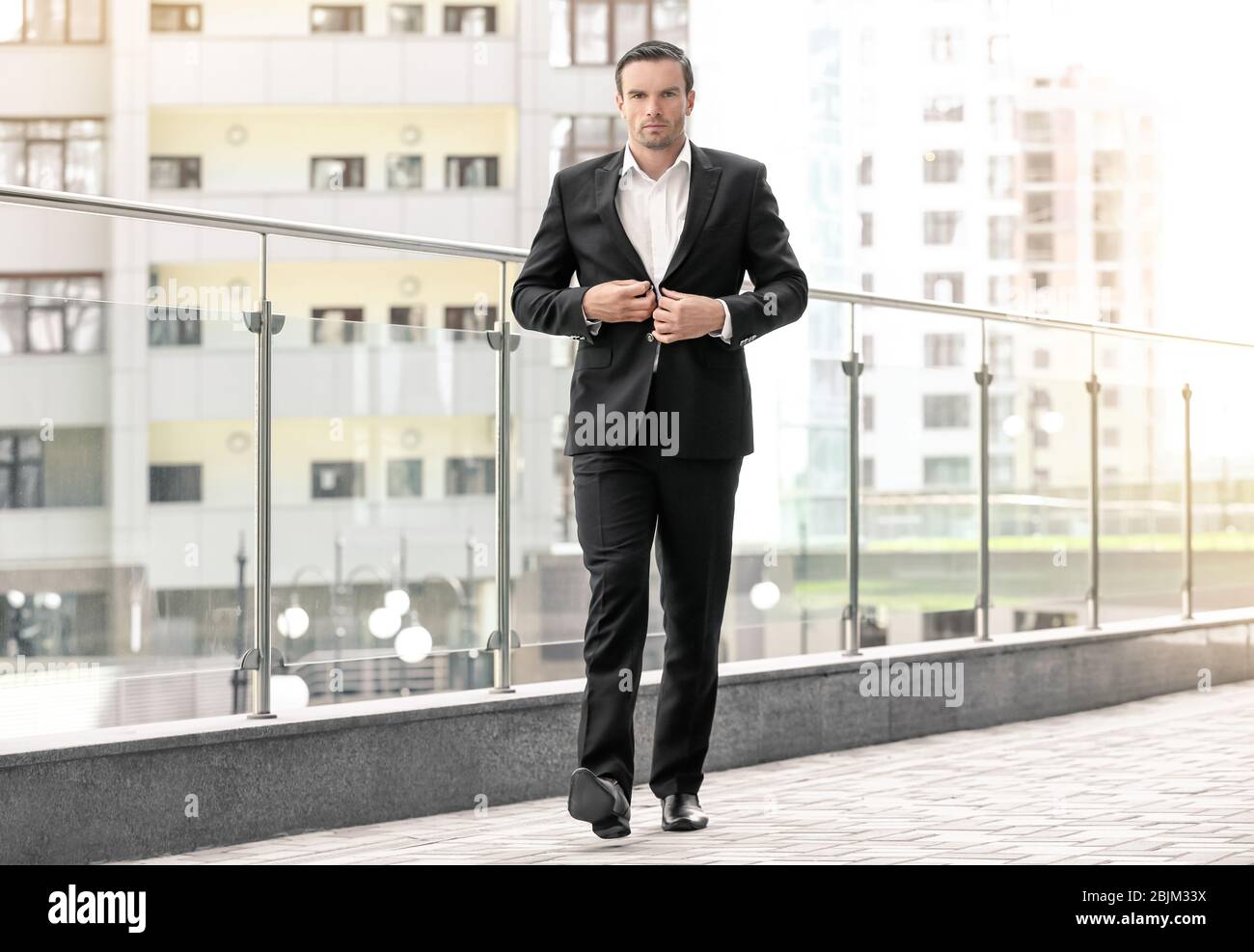 Well tailored suit jacket hi-res stock photography and images - Alamy