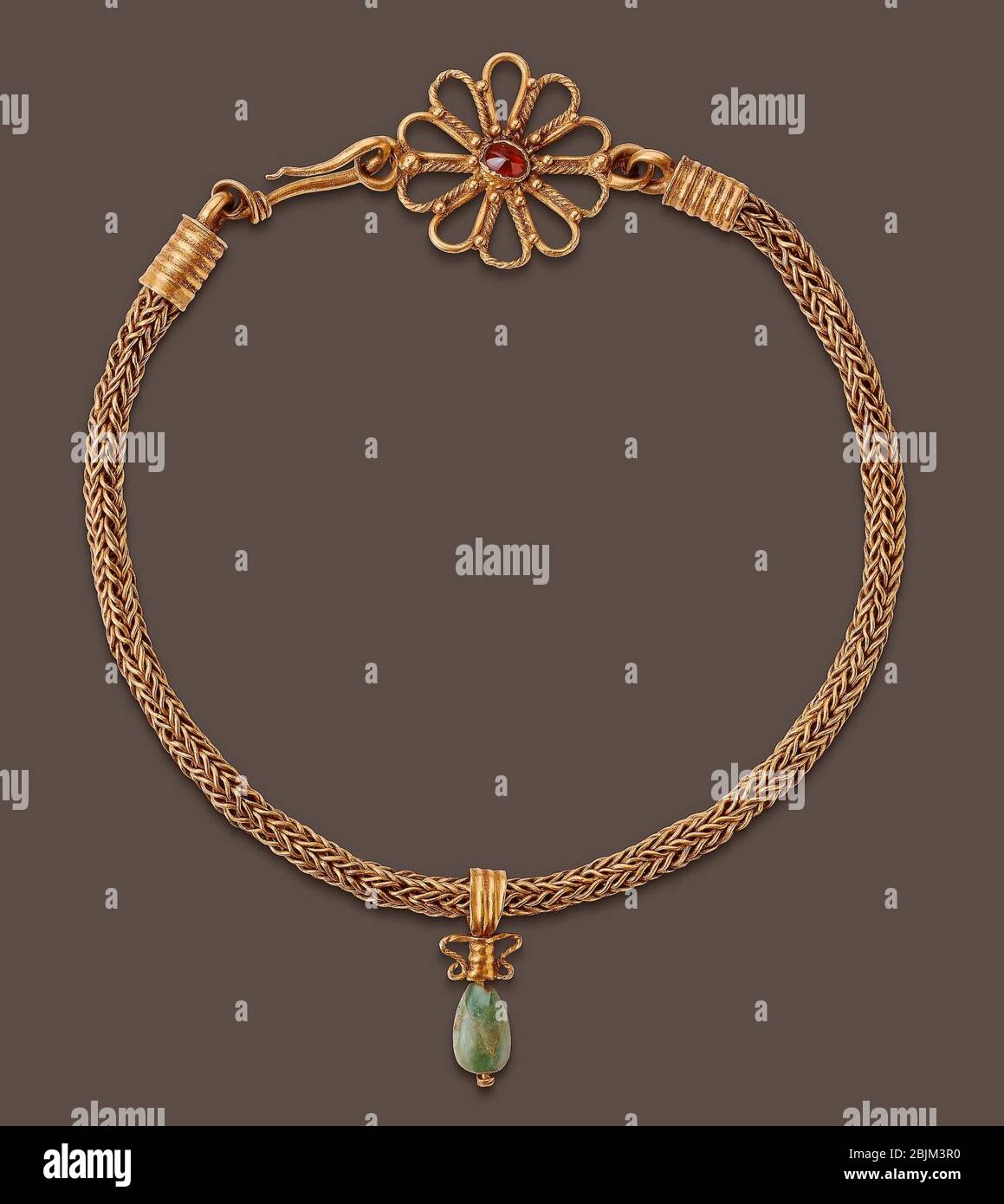 Author: Ancient Roman. Necklace with 