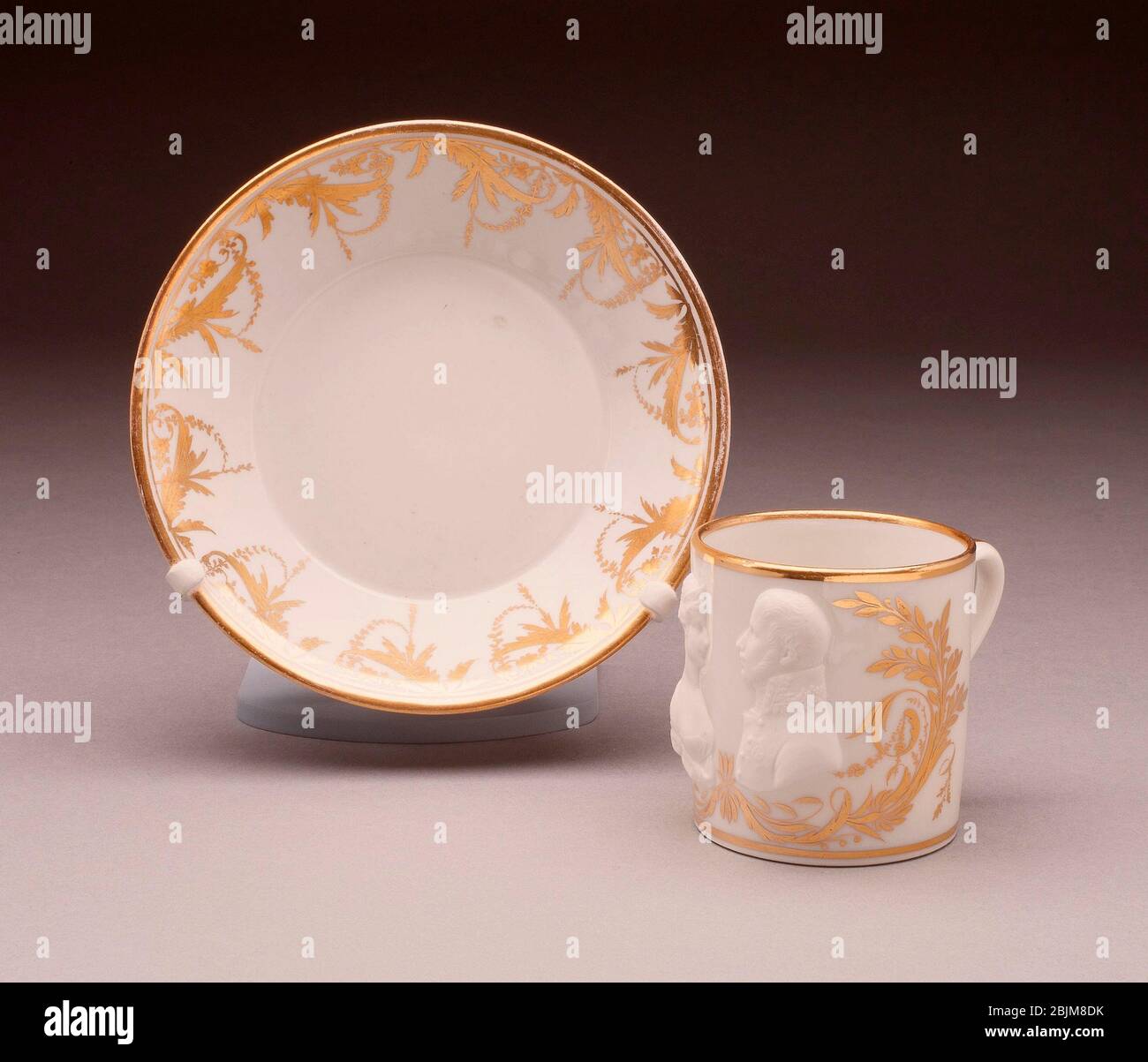 18th century porcelain hi-res stock photography and images - Alamy