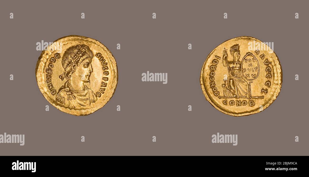 Author: Byzantine. Solidus (Coin) of Emperor Theodosius I - AD 383 (25 August)/388 (28 August) - Byzantine, minted in Constantinople. Gold. 383 Stock Photo