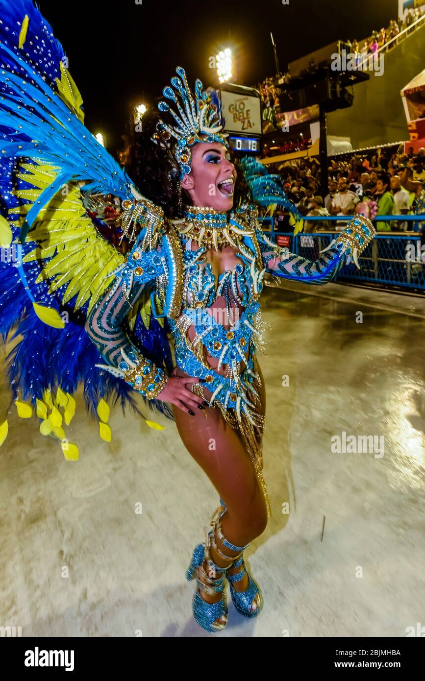 Samba Dancer Rio High Resolution Stock Photography and Images - Alamy