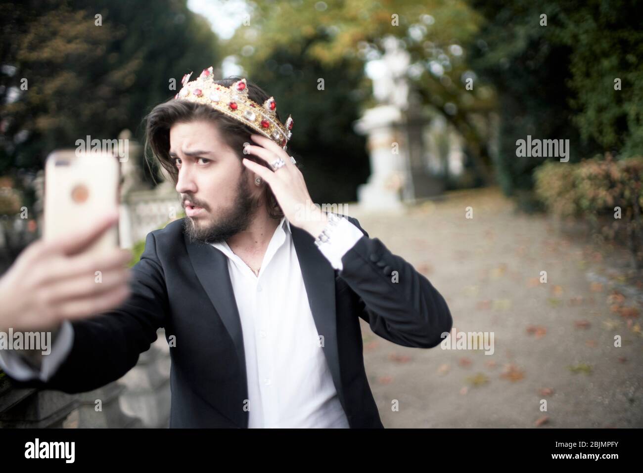 Conceited Conceited about hi-res stock photography and images - Alamy
