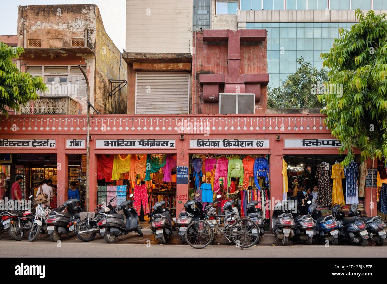 Jaipur, Rajasthan / India - September 28, 2019: Bapu Bazar in Jaipur Pink city, India, one of the most famous markets of the city for buying tradition Stock Photo