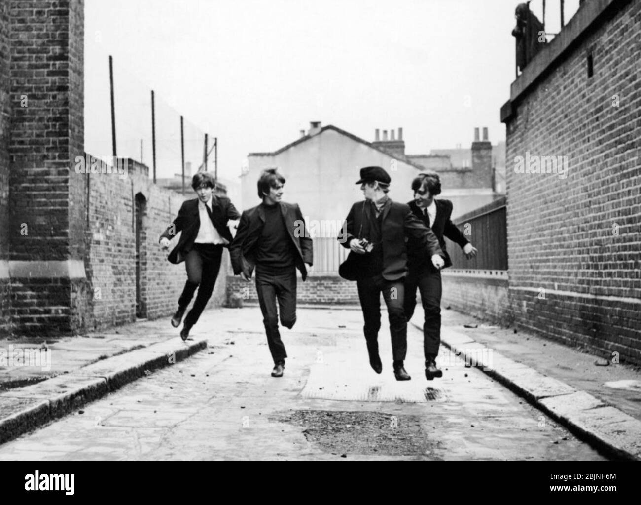 A HARD DAY'S NIGHT 1964 United Artists film with from left: Paul McCartney, George Harrison, John Lennon, Ringo Starr Stock Photo