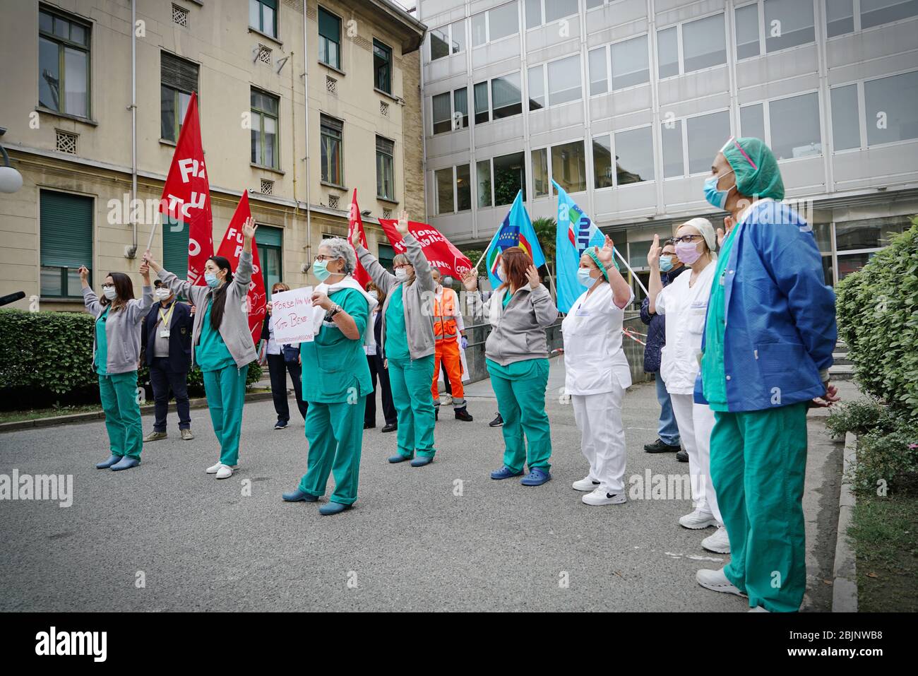 Nurses and doctors demonstrated in front of the hospital against the shortcomings of the Piedmont Region during the Covid emergency. Turin, Italy - Ap Stock Photo