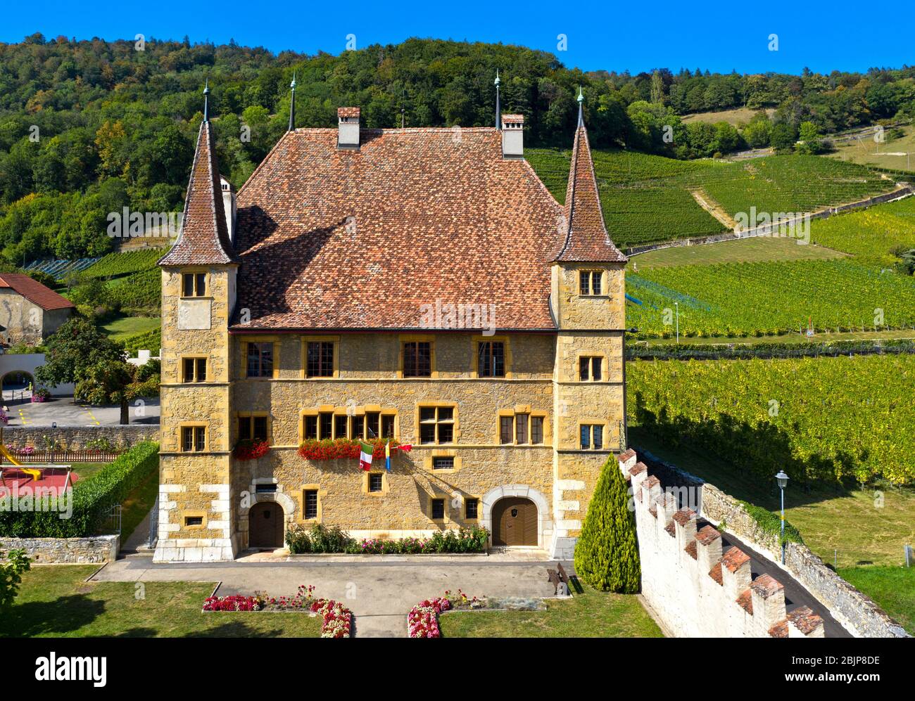 Cressier Castle, Cressier, canton of Neuchâtel, Switzerland Stock Photo