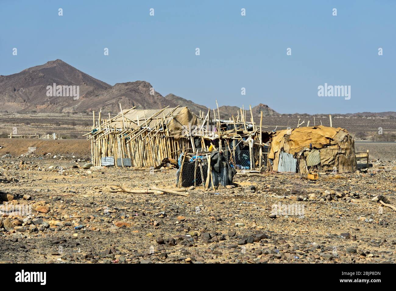 Traditional shelter of Afar nomads, Danakil Valley, Afar Province, Ethiopia Stock Photo