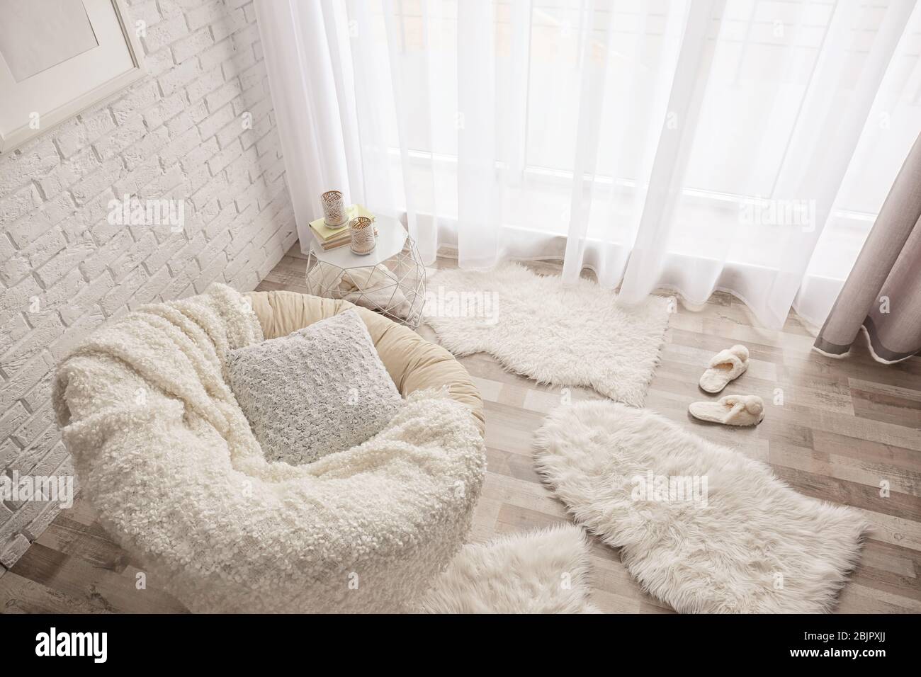 fluffy lounge chair