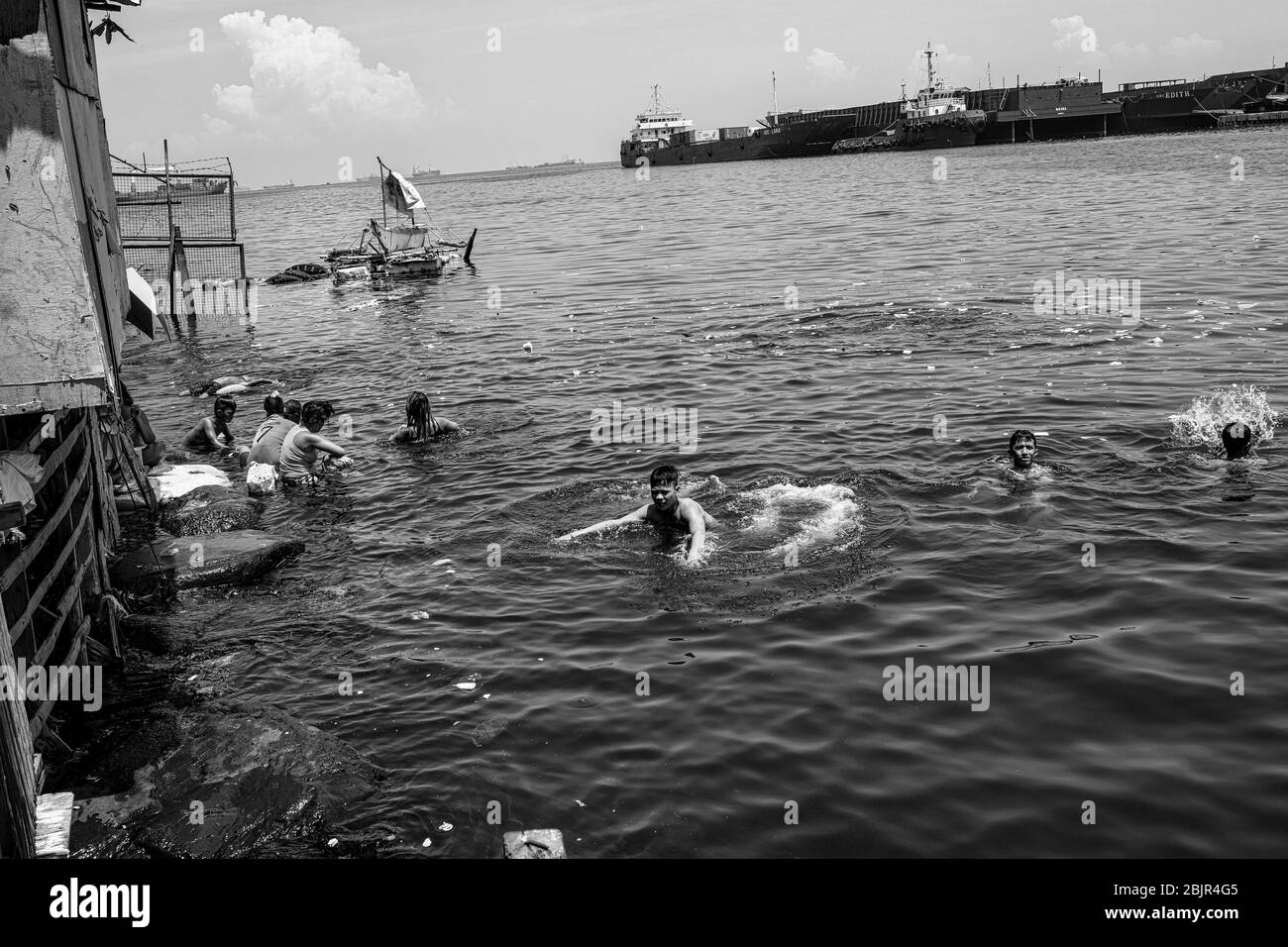 Garbage boat Black and White Stock Photos & Images - Alamy