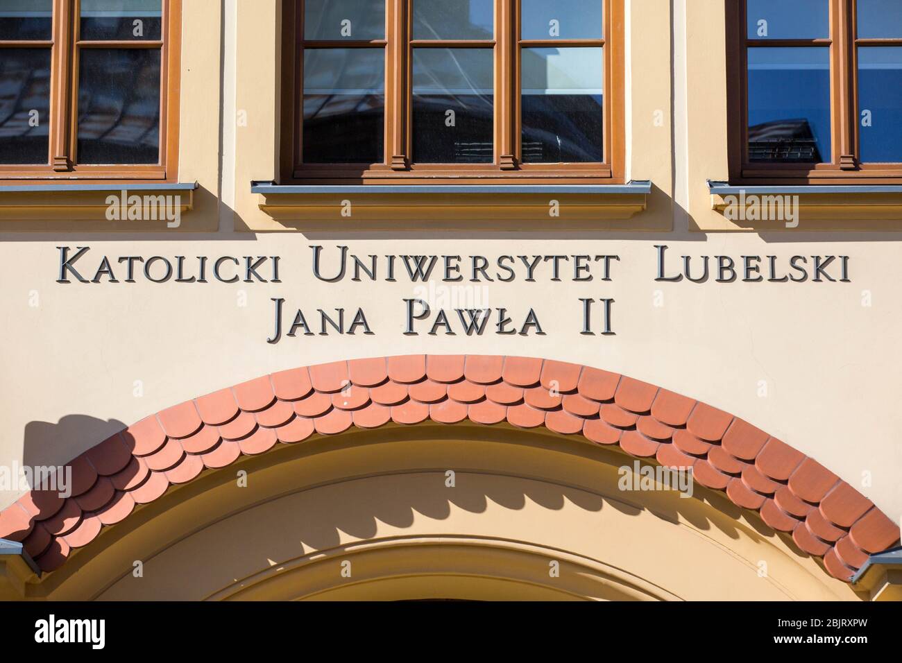 Lublin, Poland. 17th Apr, 2020. View of the Collegium Iuridicum of The John  Paul II Catholic University during the Coronavirus (COVID-19) lockdown  crisis.Due to coronavirus restrictions on movement, bars and restaurants are
