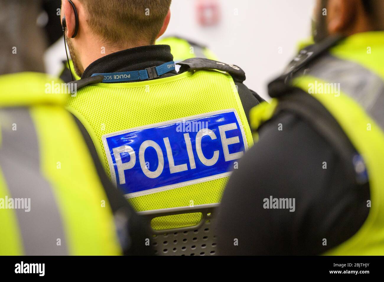 Police Scotland Drugs Raid in Blackburn West Lothian, Operation Newbury, Heroin, cash and weapons was found using a Stock Photo