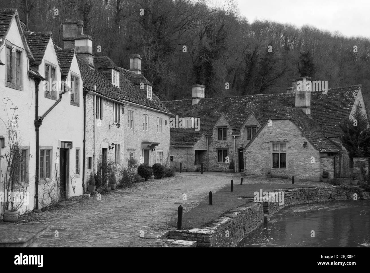 Cotswolds Cotswold Stone Heritage Conservation Architecture Heritage Old English Village Castle Combe Village, Chippenham SN14 Stock Photo
