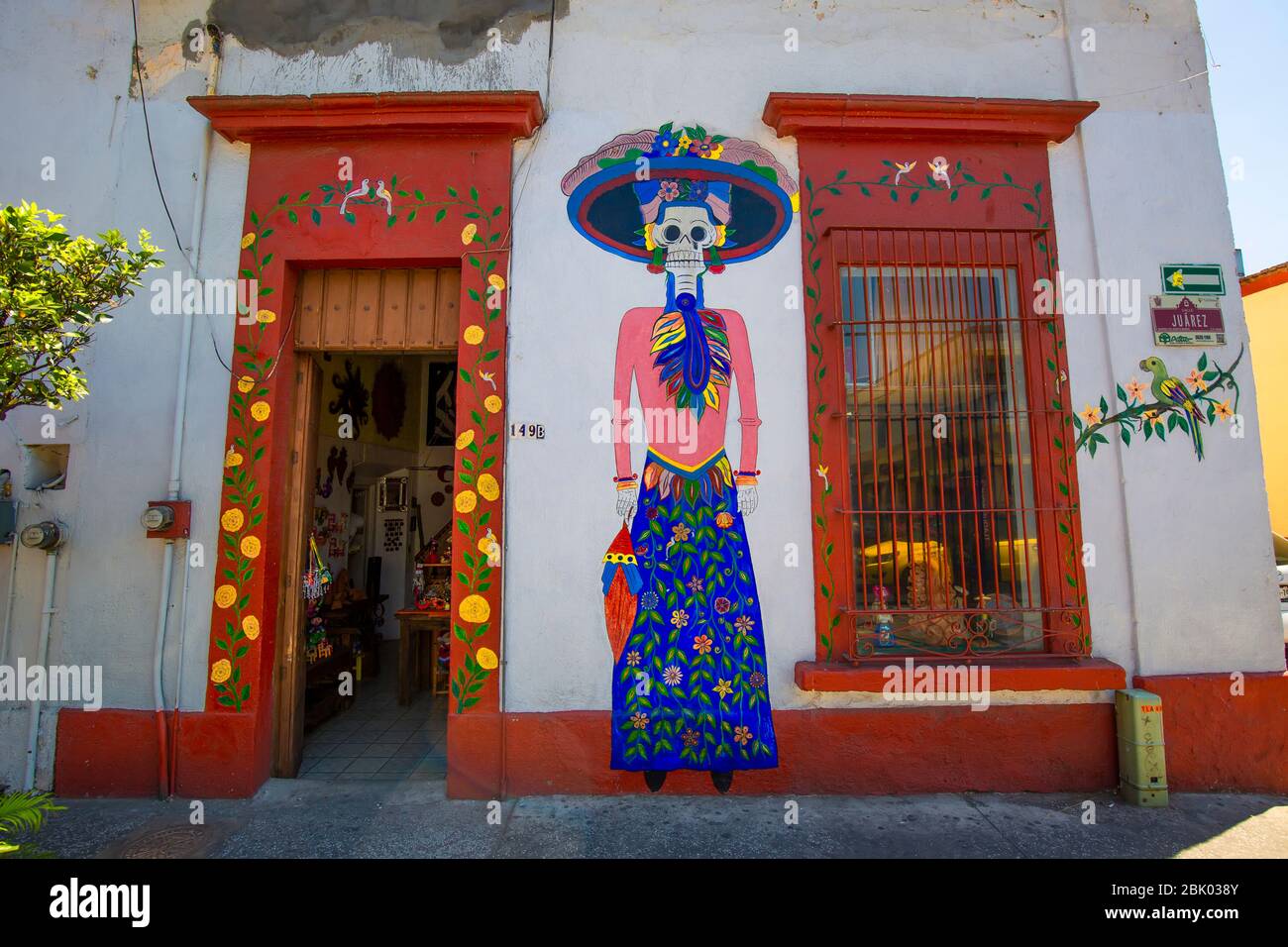 Guadalajara, Tlaquepaque, Mexico-20 April, 2018: Tlaquepaque art village colorful streets during a peak tourist season Stock Photo