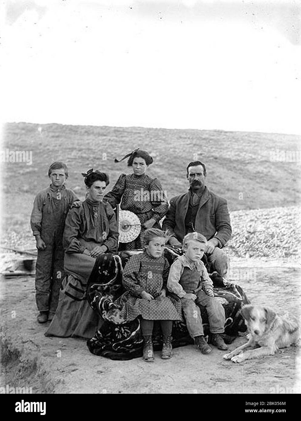 Homesteaders posed in outdoor setting for portrait probably Washington ca 1905 (BAR 94). Stock Photo