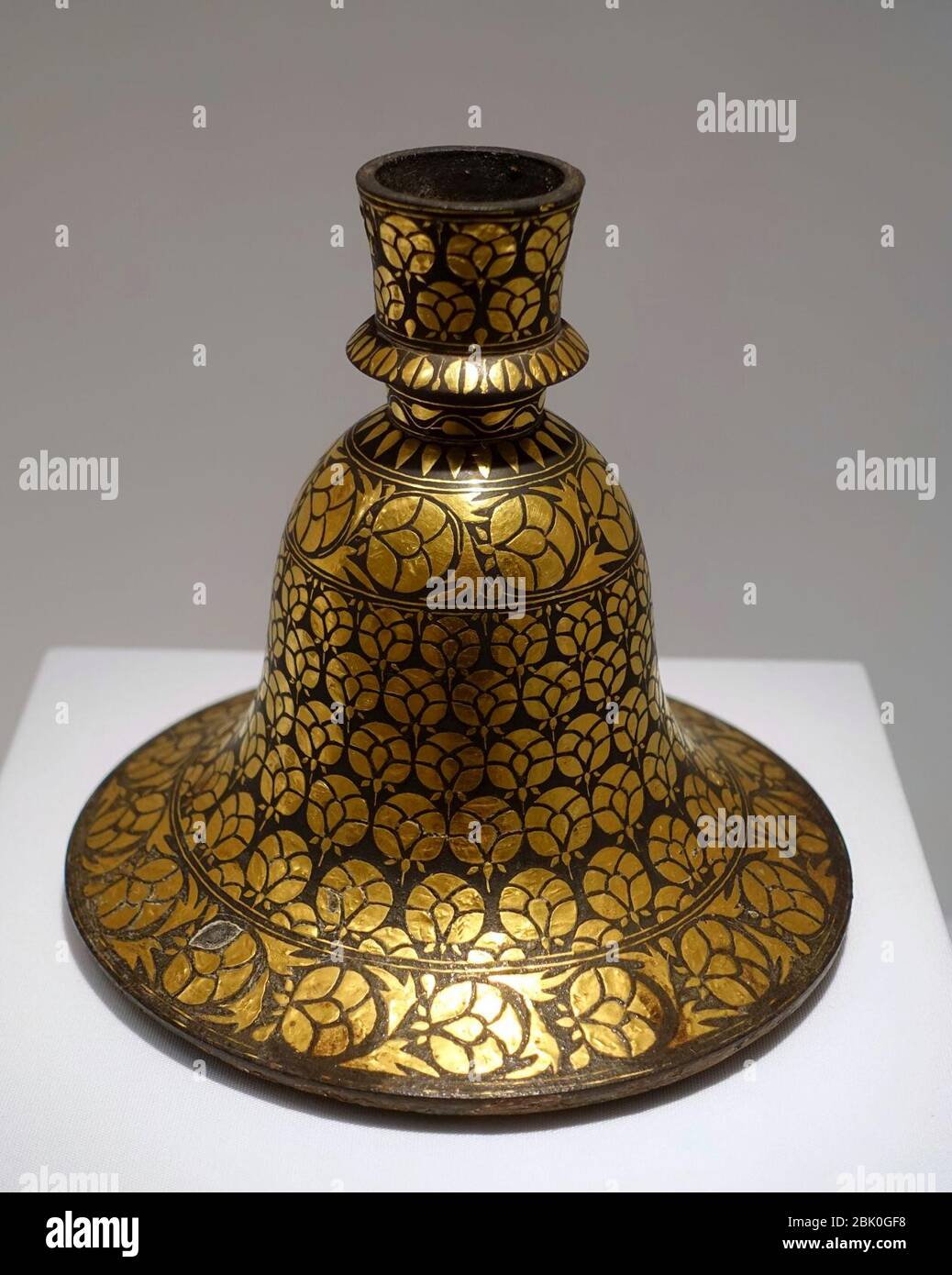 Hookah base, Bidar, India, Mughal period, 1600s AD, gold, base metal