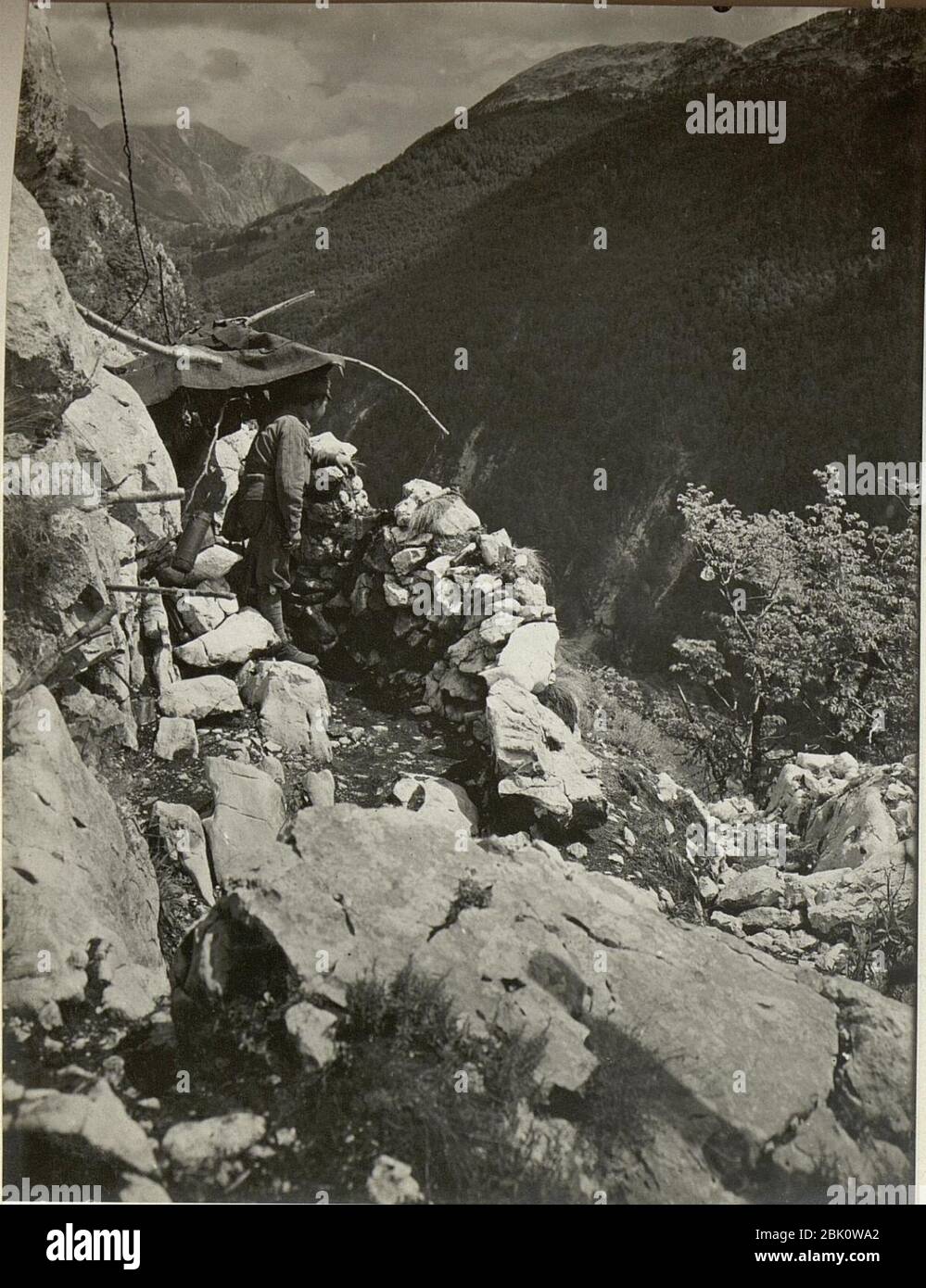Horchposten. Aufgenommen am 27. Juli 1916. Stock Photo