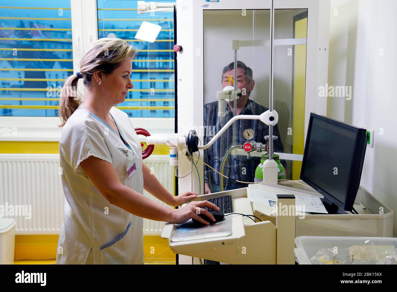 Spirometry, test of lung function, nurse examines a patient, Karlovy