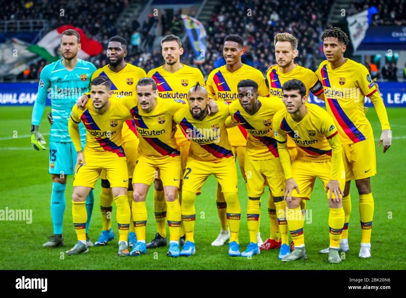 fc barcelona team during champions league season 2019/20 - photo credit  fabrizio carabelli during Soccer Champions League season 2019/20, , Milan,  Ita Stock Photo - Alamy