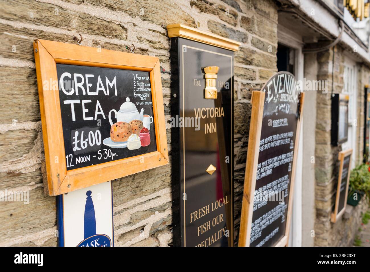 Devon cream tea sign hires stock photography and images Alamy