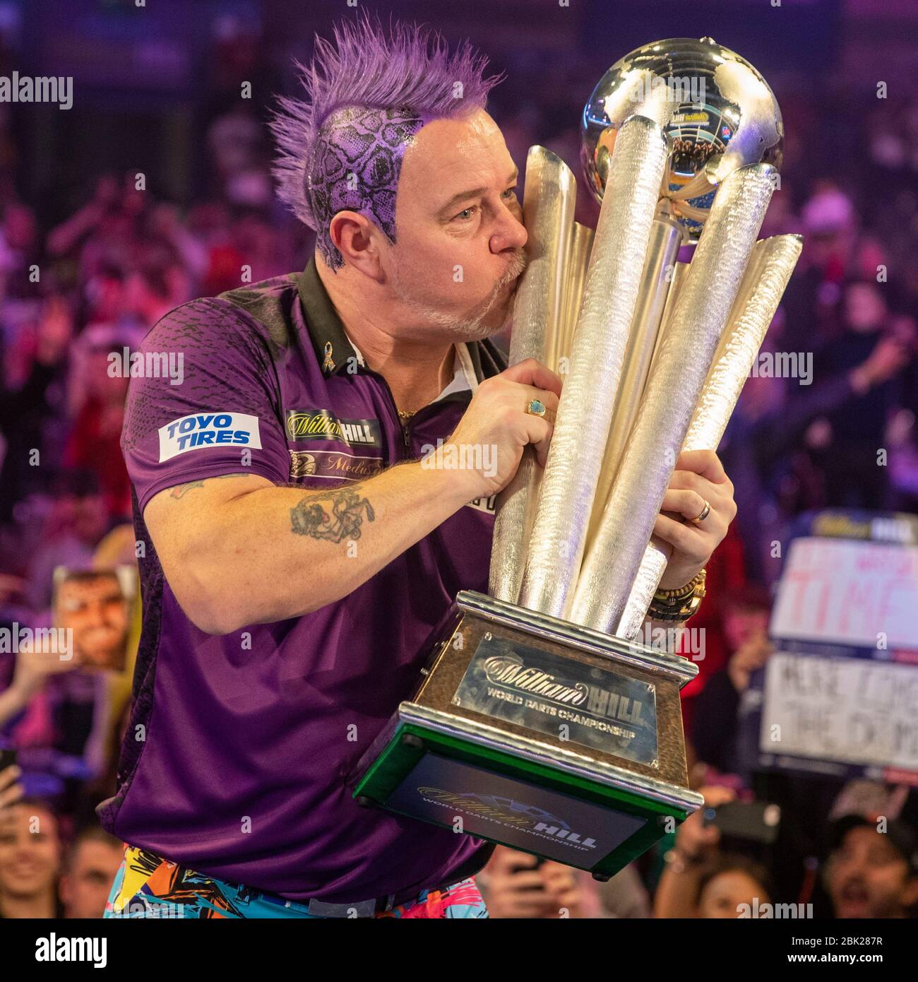 01-01-2020 Peter Wright wins the PDC World Championship 2020 in Alexandra Palace against Michael van Gerwen Stock Photo