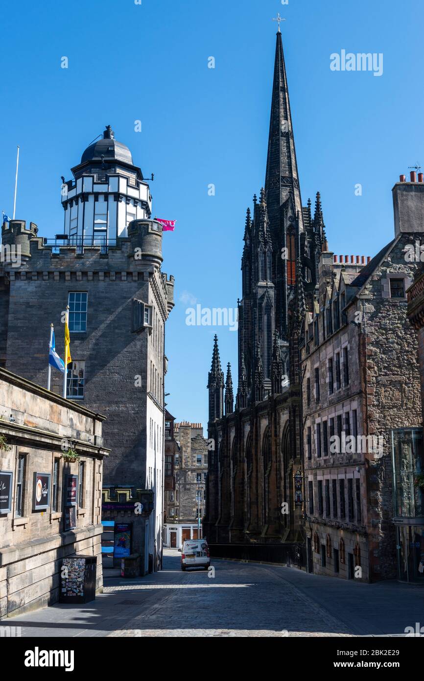 Camera Obscura and view down Royal Mile from Castlehill empty of ...