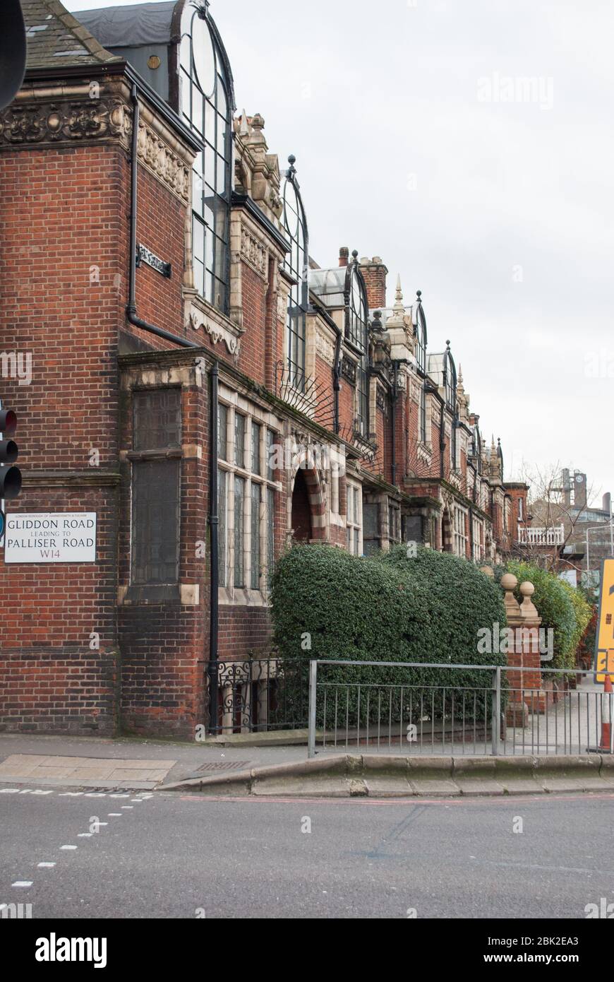 Artists Talgarth Road West Kensington Barons Court St Pauls Studios 135