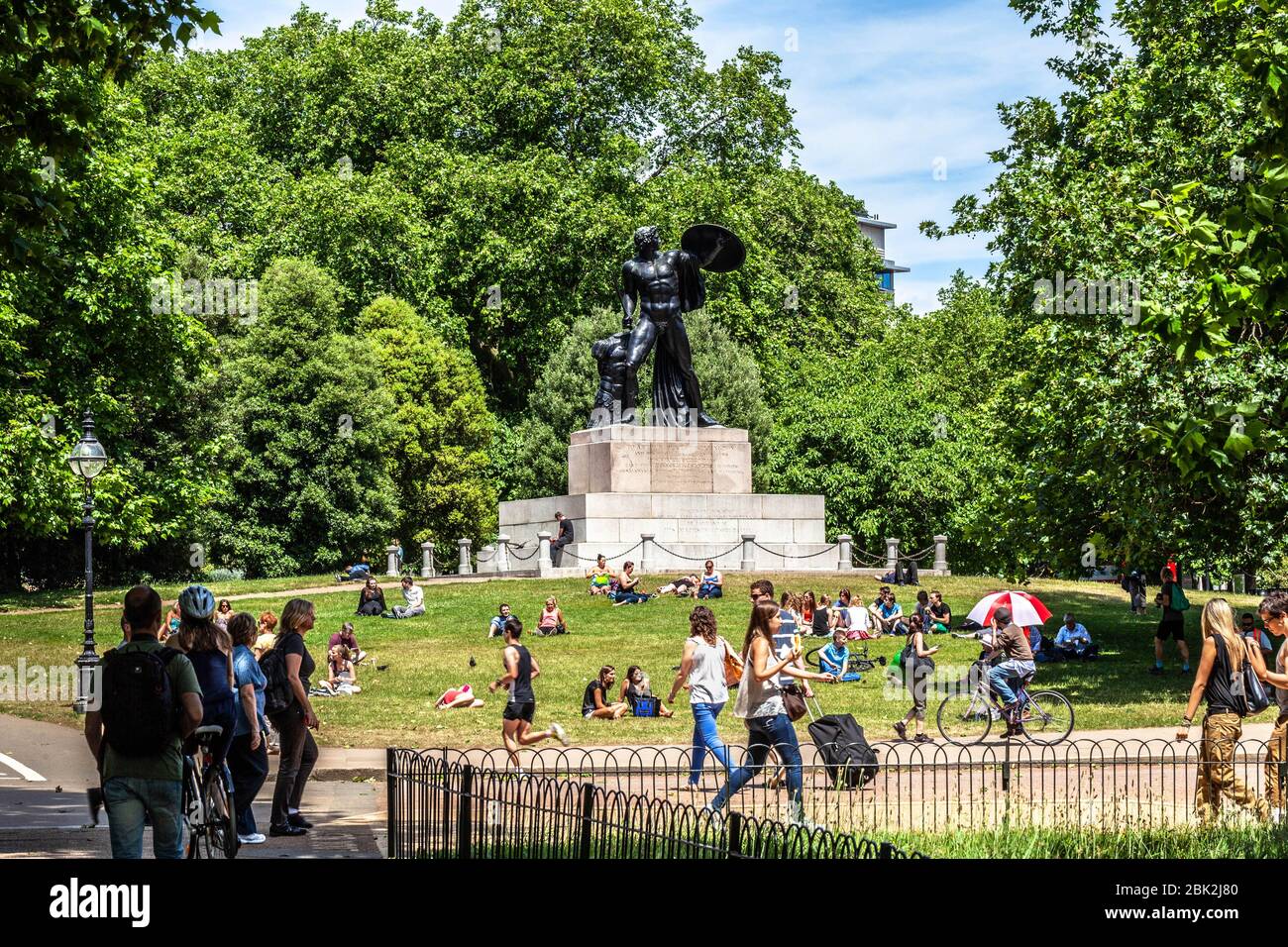 the-wellington-monument-hyde-park-london-england-uk-stock-photo-alamy