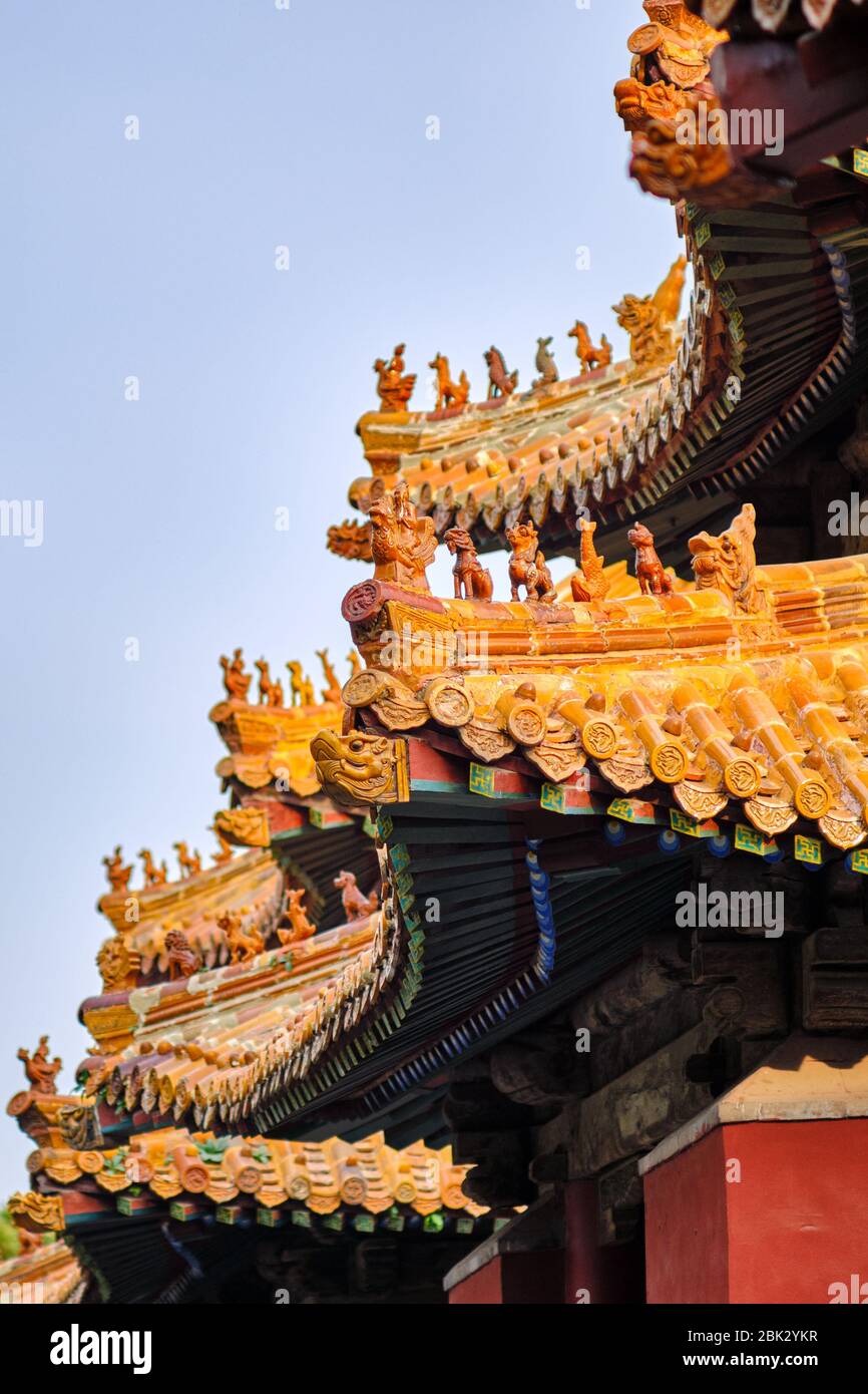 Roof figure decorations, architectural details from the Temple of Confucius, UNESCO World Heritage Site in Qufu, Shandong province, China Stock Photo