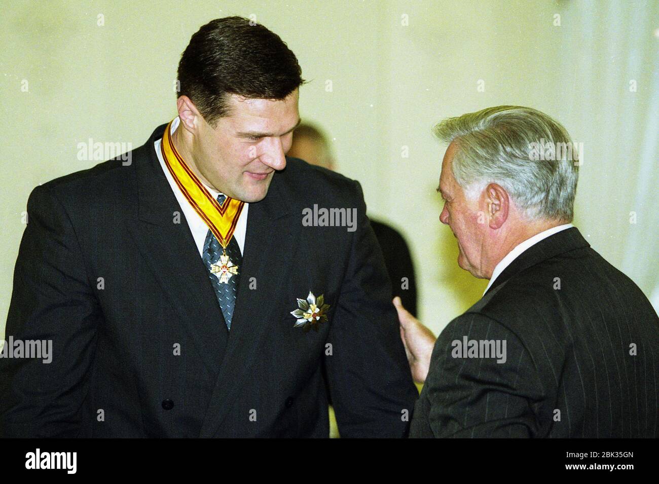 Lithuanian discus thrower Virgilijus Alekna Stock Photo Alamy